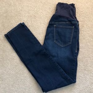 Old Navy Maternity skinny jeans